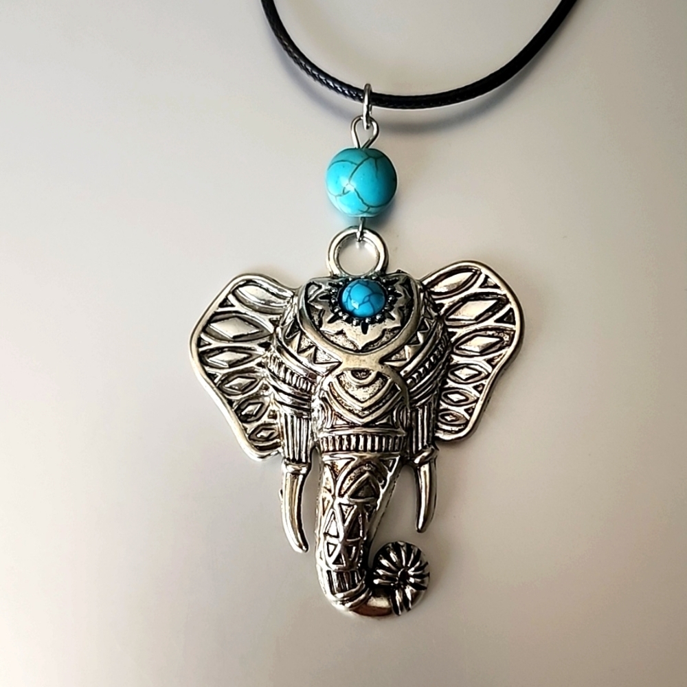 BOHO ELEPHANT NECKLACE 16 INCHES Choker Leather CHAIN